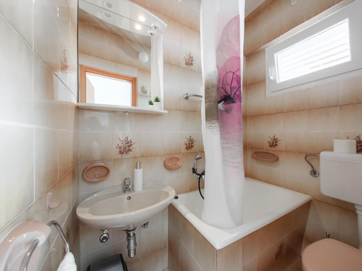 Apartmani Rita Baska Voda Exterior photo